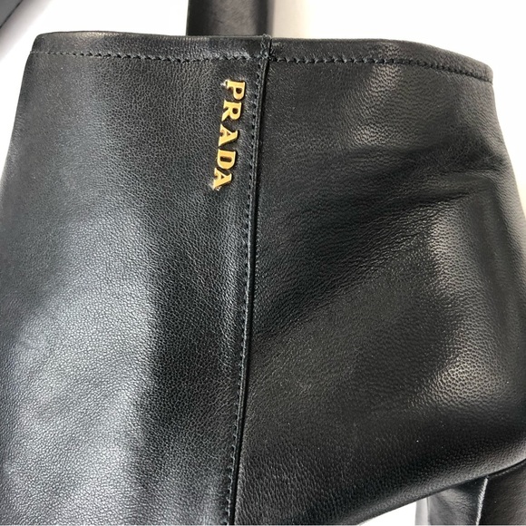 PRADA Black Leather Ankle Boots, Like New, Soft Leather Block Heel BEAUTIFUL! - Picture 2 of 15